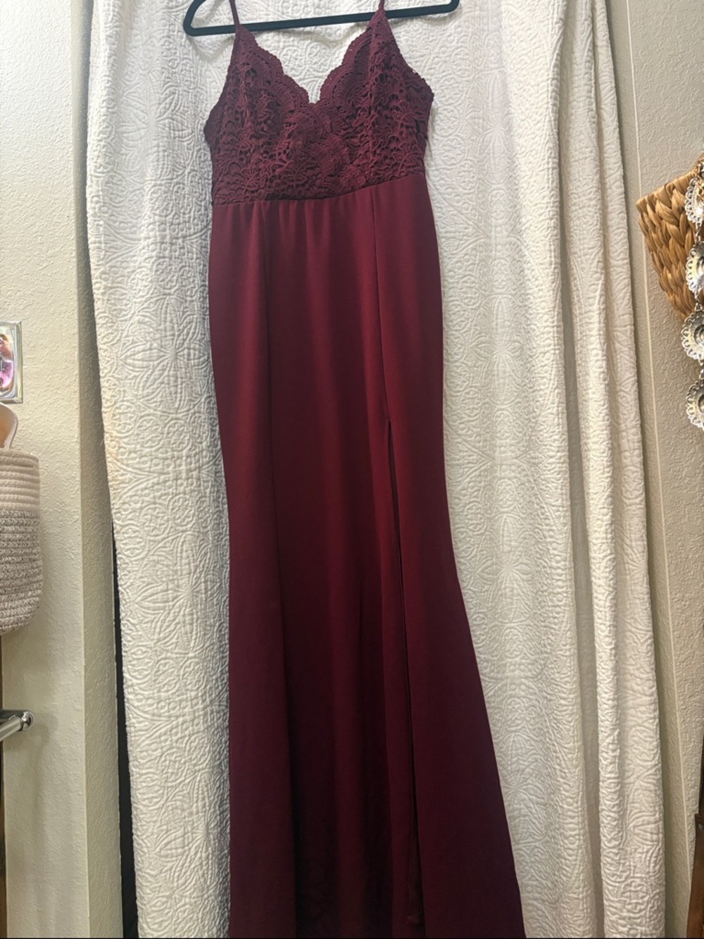 Lulu's Burgundy Lace Bodice Maxi Dress